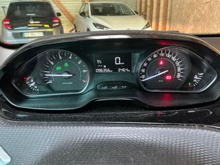 Peugeot 208 2019-thumb-10