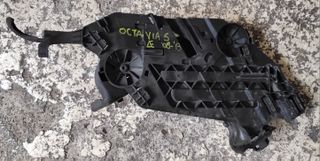 ΠΕΤΡΟΠΟΥΛΟΣ ΕΜΠΡΟΣ ΔΕΞΙΑ ΒΑΣΗ ΦΑΝΑΡΙΟΥ SKODA OCTAVIA 5 2008-2013  1Z0941464A