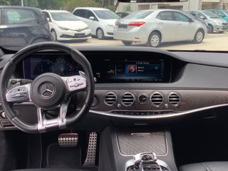 Mercedes-Benz S 560 2018-thumb-11