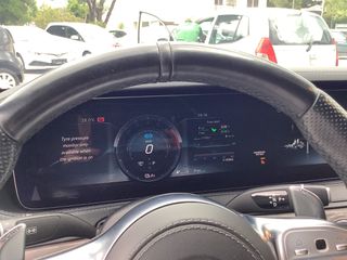 Mercedes-Benz S 560 2018-thumb-14