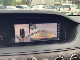 Mercedes-Benz S 560 2018-thumb-15