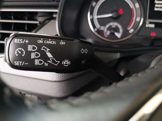 Skoda Kamiq 2021 1.0 TGi STYLE,F/L,CLIMA,KEYLESS GO,LED,SMART LINK,CRUISE.-thumb-27