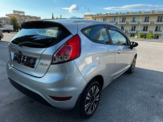 Ford Fiesta 2016-thumb-4