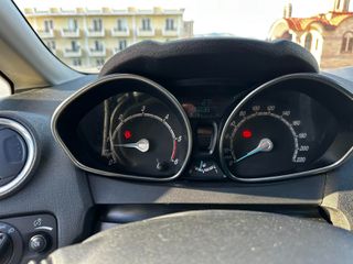 Ford Fiesta 2016-thumb-16