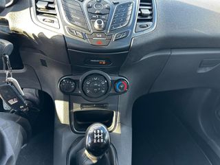 Ford Fiesta 2016-thumb-17