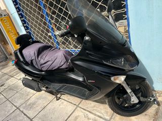 Piaggio XEvo 250 2015