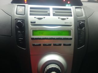 TOYOTA YARIS RADIO CD 2006-2011