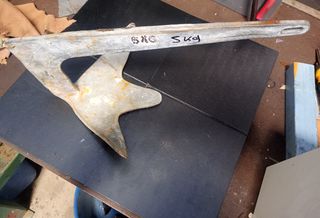 Άγκυρα σκάφους γαλβάνιζέ τύπου  BRUCE 5kg