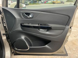 Renault Captur 2015 ΑΥΤΟΜΑΤΟ*ΟΘΟΝΗ*NAVI*KLIMA*ΚΑΜΕΡΑ*17"ΖΑΝΤΕΣ-thumb-42