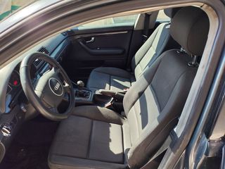 Audi A4 2002 Β6-thumb-12