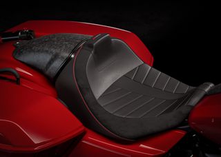Harley Davidson CVO Road Glide ST 2025 Απόκτησε τη δική σου Harley με χρηματοδότηση ως 48 μήνες-thumb-12