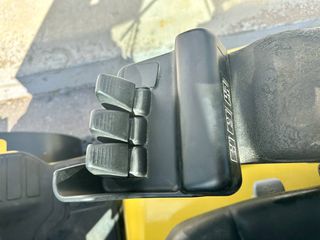 Hyster 2007 2 t DIESEL TRIPLEX-thumb-8