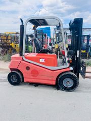 Toyota 2004 3000