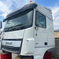 ΚΑΜΠΙΝΑ DAF XF 106