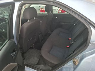 Ford Mondeo 2006 1.8 GHIA FULL EXTRA-thumb-23