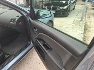 Ford Mondeo 2006 1.8 GHIA FULL EXTRA-thumb-25