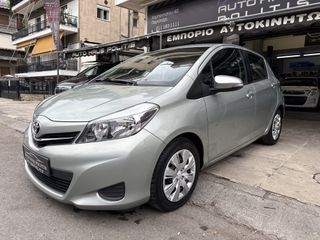 Toyota Yaris 2013-thumb-8