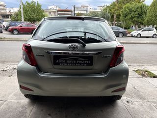 Toyota Yaris 2013-thumb-19