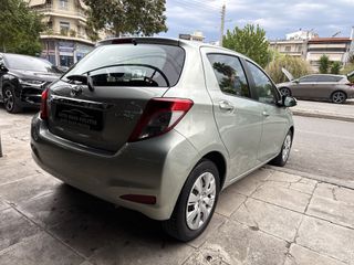 Toyota Yaris 2013-thumb-22