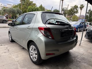 Toyota Yaris 2013-thumb-26