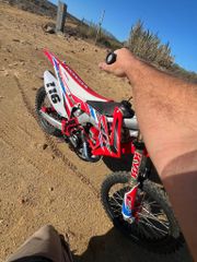 Honda CRF 450R 2015-thumb-2