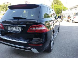 Mercedes-Benz ML 350 2013-thumb-19