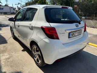 Toyota Yaris 2016 1.5 HYBRID ACTIVE Plus automatic,NAVI,CAMERA-thumb-6