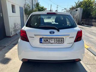Toyota Yaris 2016 1.5 HYBRID ACTIVE Plus automatic,NAVI,CAMERA-thumb-7