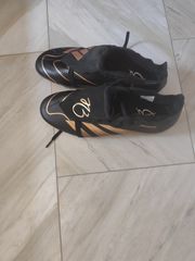 Πωλούνται ποδοσφαιρικά παπούτσια Adidas Predator League FG -Fold Core Black/Gold Metallic LIMITED EDITION 43 1/3
