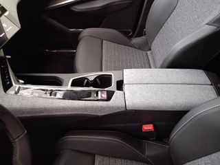 Peugeot 3008 2026 Hybrid 145 e-DCS6 Allure-thumb-23