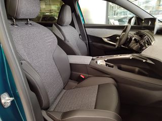 Peugeot 3008 2026 Hybrid 145 e-DCS6 Allure-thumb-28