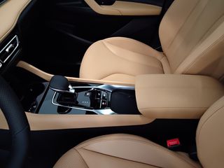 Mg EHS 2026 PHEV+ LUXURY-thumb-27