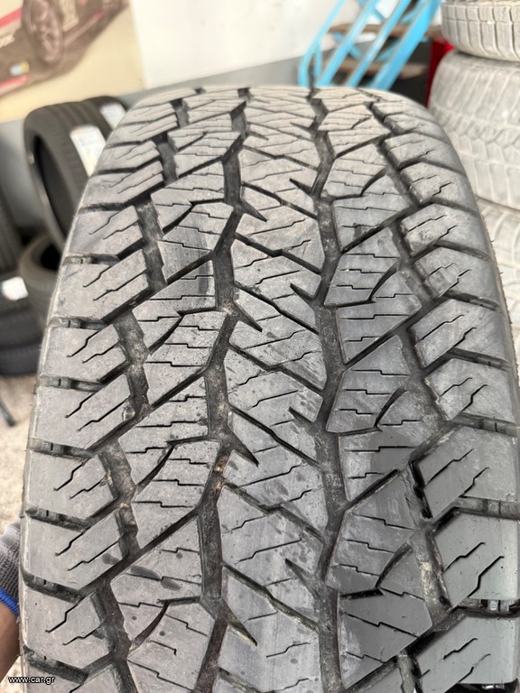 265/60-18 Hankook RF11
