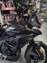 CFmoto 700 MT 2025-thumb-4