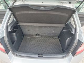 Skoda Fabia 2015-thumb-37