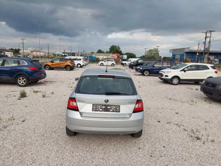 Skoda Fabia 2015-thumb-19