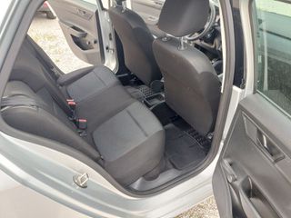 Skoda Fabia 2015-thumb-28