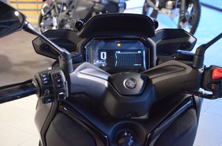 Yamaha XMAX 300 2026-thumb-5