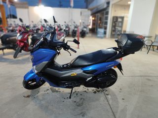 Yamaha NMAX 125 2018-thumb-2