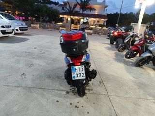 Yamaha NMAX 125 2018-thumb-4