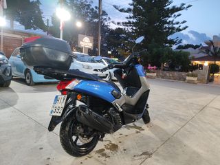 Yamaha NMAX 125 2018-thumb-5