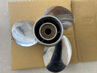 Προπέλα Suzuki Watergrip 17' ανοξείδωτη - μεταχειρισμένη-thumb-3