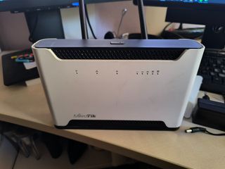 MikroTik Chateau LTE12 Ασύρματο 4G Modem Router Wi‑Fi 5 με 5 Θύρες Ethernet