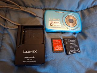 Panasonic Lumix DMC-S1-thumb-4