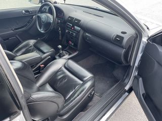 Audi S3 2002-thumb-9
