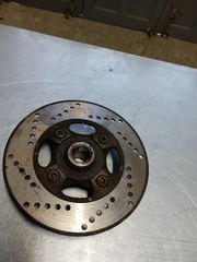 Δισκοπλακα πίσω SUZUKI AY 50 KATANA