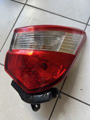 Toyota Yaris ‘17-20 φανός πίσω δεξιός (εξωτερικό) ΧΩΡΙΣ LED 81550-0DB60 / 81550-0DB61