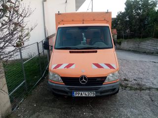 Mercedes-Benz Sprinter 2001 211