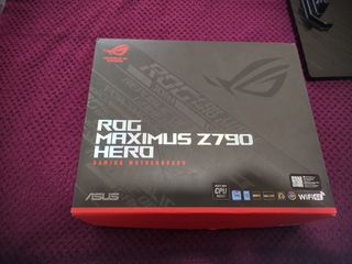 ASUS Z790 MAXIMUS HERO-thumb-4