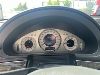 Mercedes-Benz E 240 2004 avantgarde-thumb-12